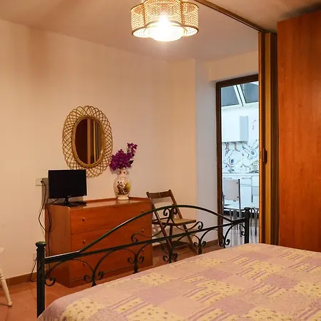 Leuca Apartamento *